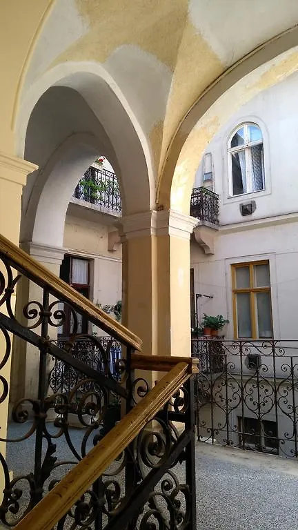 Guest house Cuki Apartment Budapest Hungary