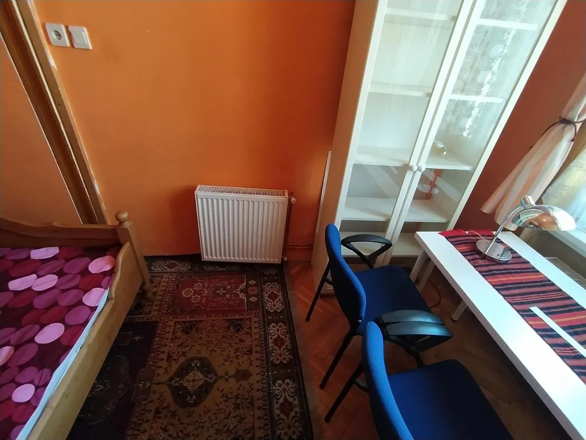 Cuki Apartment Budapest 0*,